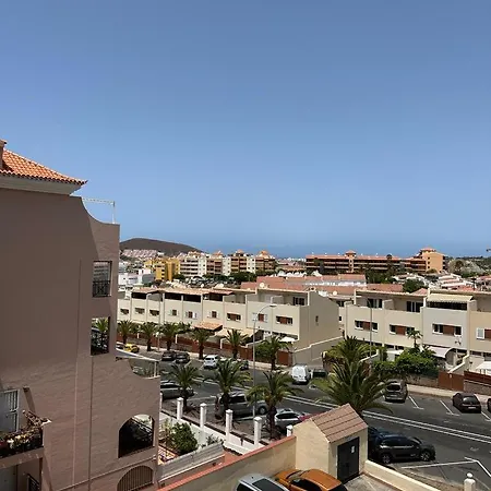 Aparthotel Castle Harbour