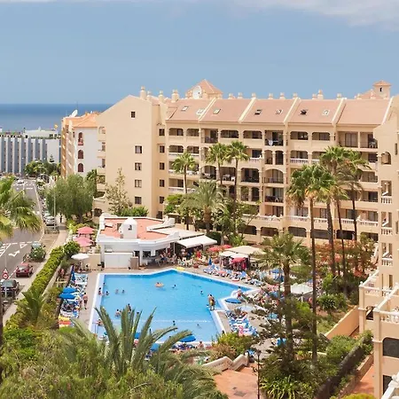 Castle Harbour Aparthotel