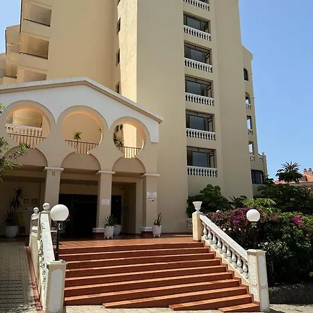 Aparthotel Castle Harbour Los Cristianos (Tenerife)