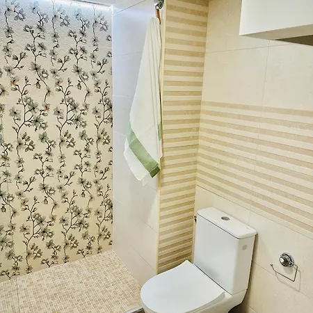 Aparthotel Castle Harbour