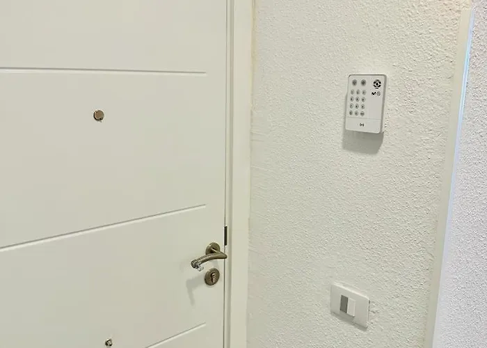 Hotel apartamentowy Castle Harbour Los Cristianos (Tenerife)