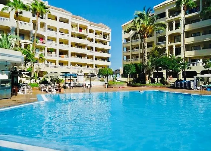 Castle Harbour Hotel apartamentowy Los Cristianos (Tenerife)