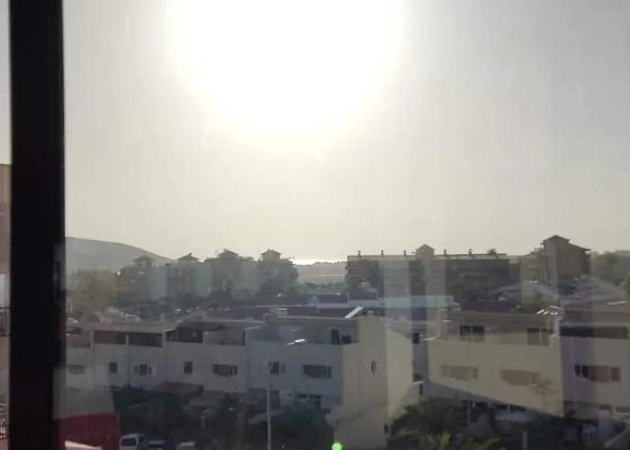 Castle Harbour Hotel apartamentowy Los Cristianos (Tenerife)